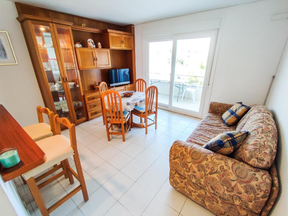 Apartamentos Colibri 坎布里尔斯 外观 照片