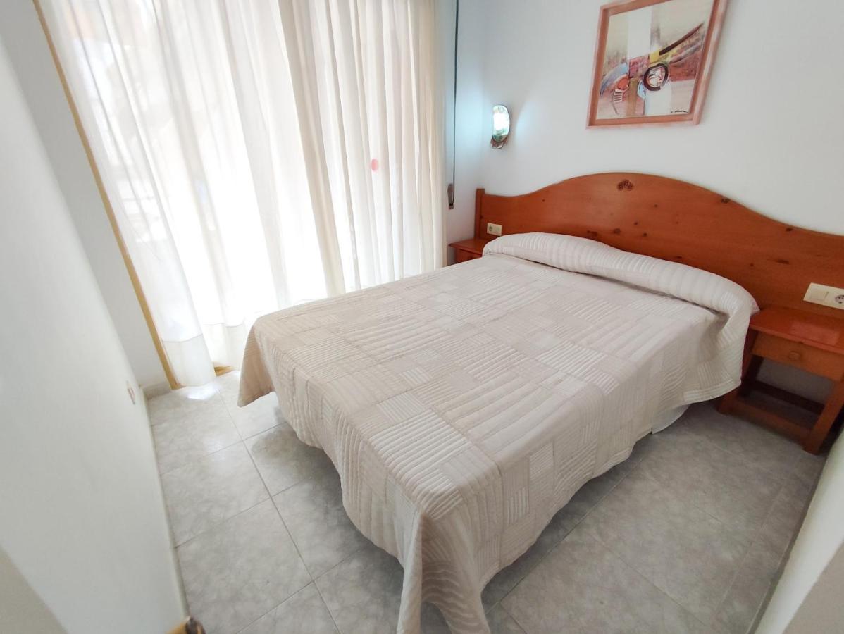 Apartamentos Colibri 坎布里尔斯 外观 照片