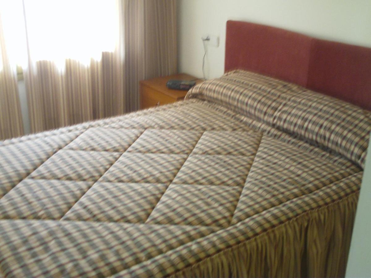 Apartamentos Colibri 坎布里尔斯 外观 照片