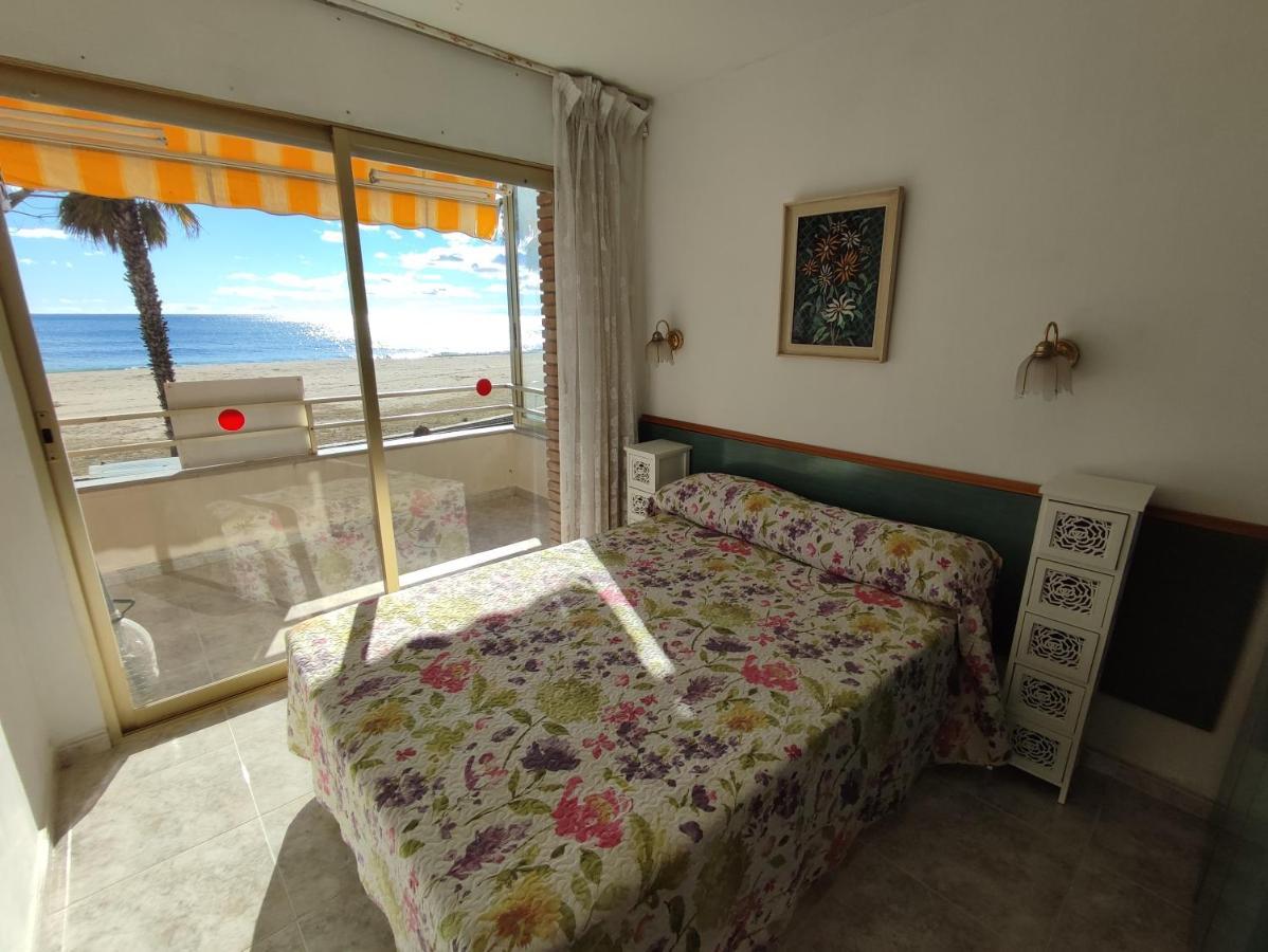 Apartamentos Colibri 坎布里尔斯 外观 照片